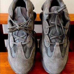 Size 10 - adidas Yeezy 500 Granite 2022